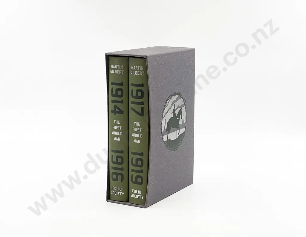 Martin Gilbert Two Volume Boxed Set of The First  World War Image 1++