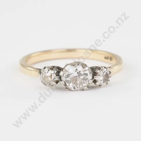 18ct Three Stone Diamond Ring