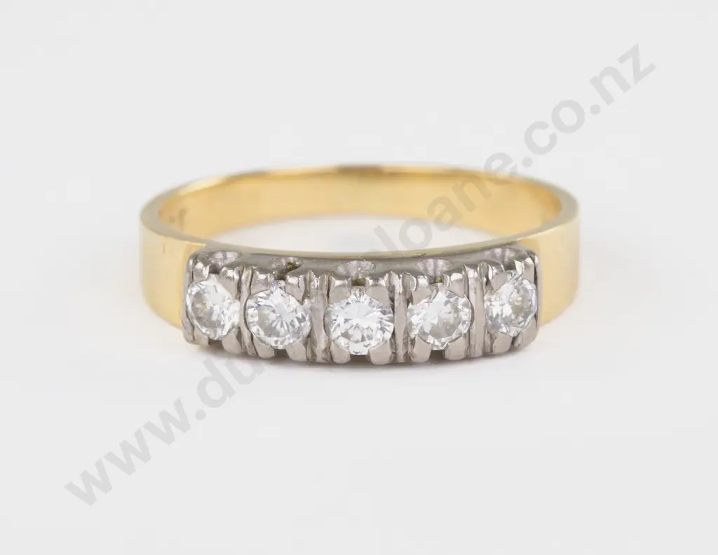 18ct Five Stone Diamond Ring Image 1++