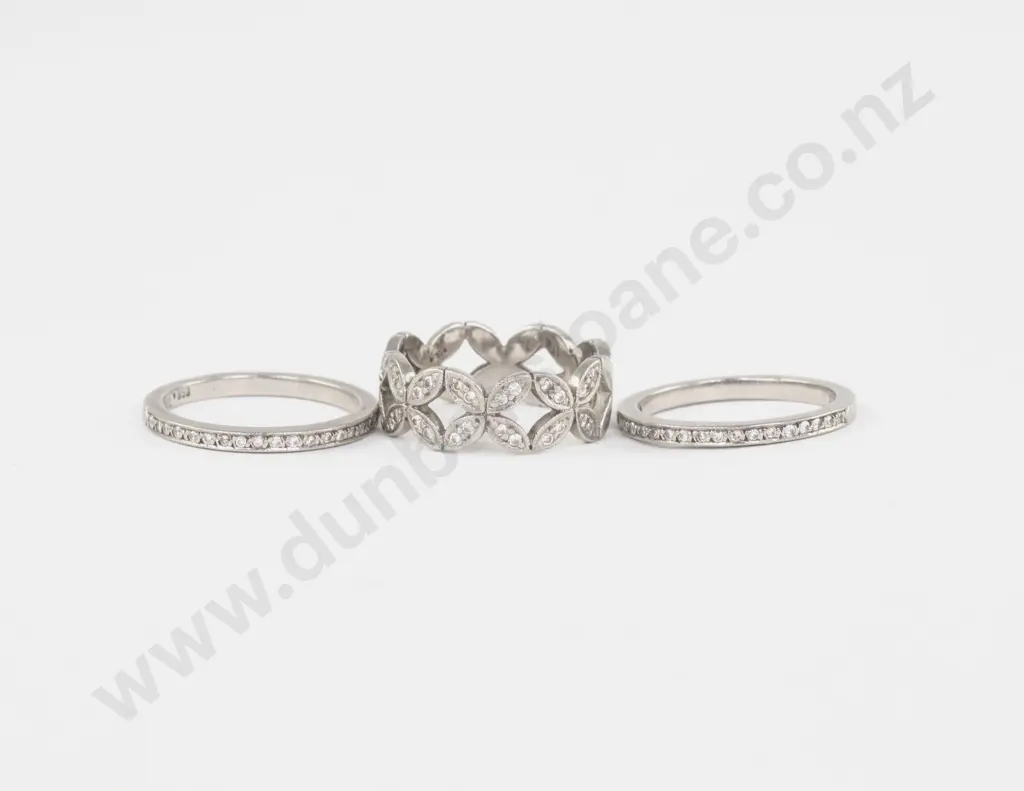 All Platinum 32Stone Diamond Flower Band Ring Image 1++