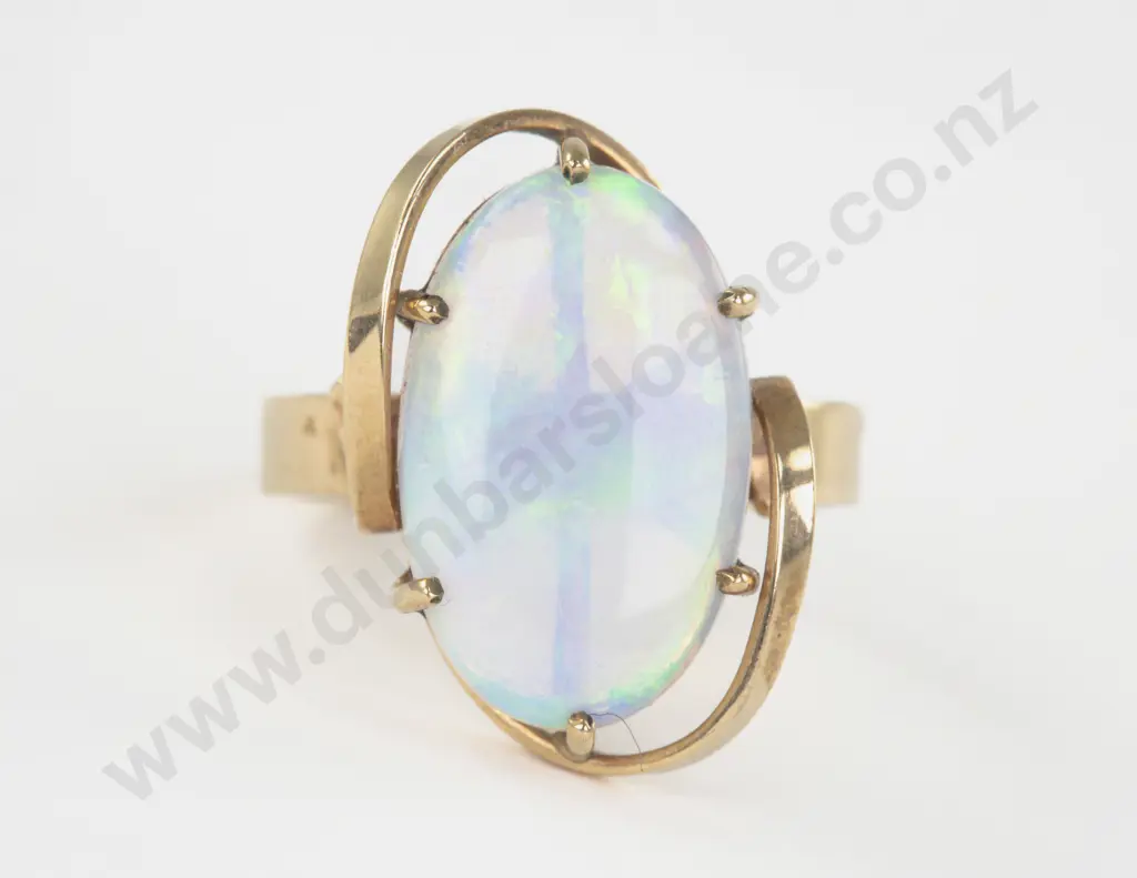 9ct Single Opal Ring Image 1++