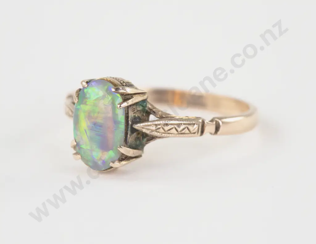 9ct Single Stone Opal Ring Image 1++