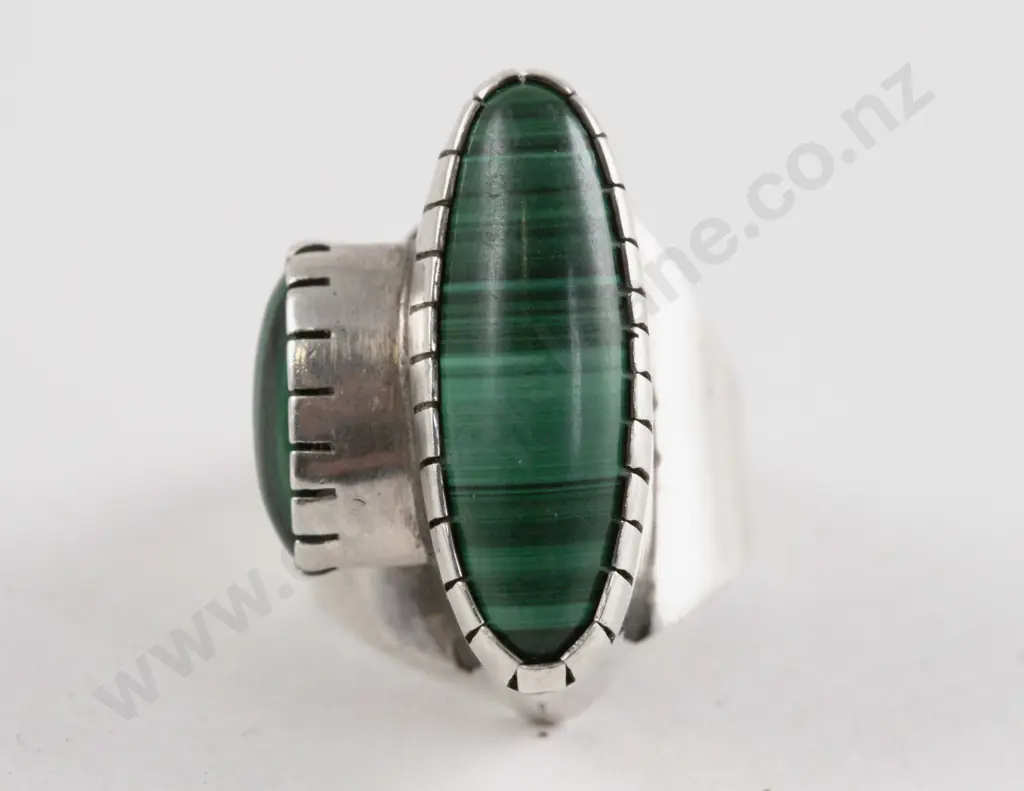 Unidentified NZ Jeweller S/S Two Stone Malachite Dress Ring Image 1++