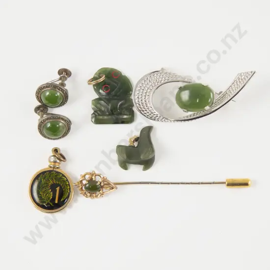 Small Collection NZ Greenstone Jewellery