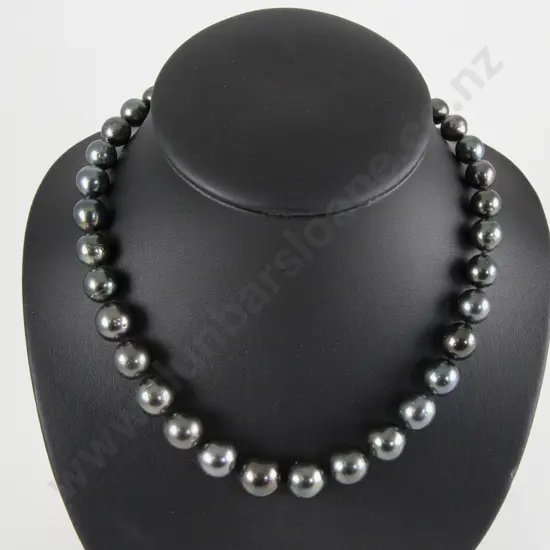 Single Strand Graduated Freshwater Pearl Necklace