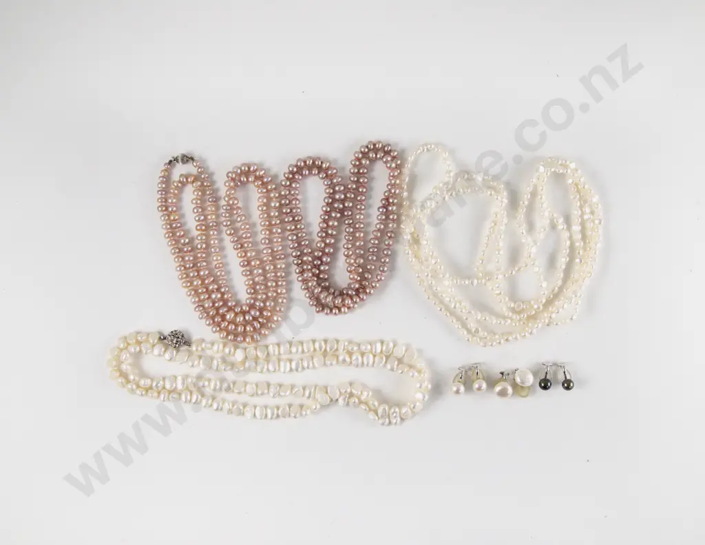 Four Single Strand Freshwater Pearl Necklaces Image 1++