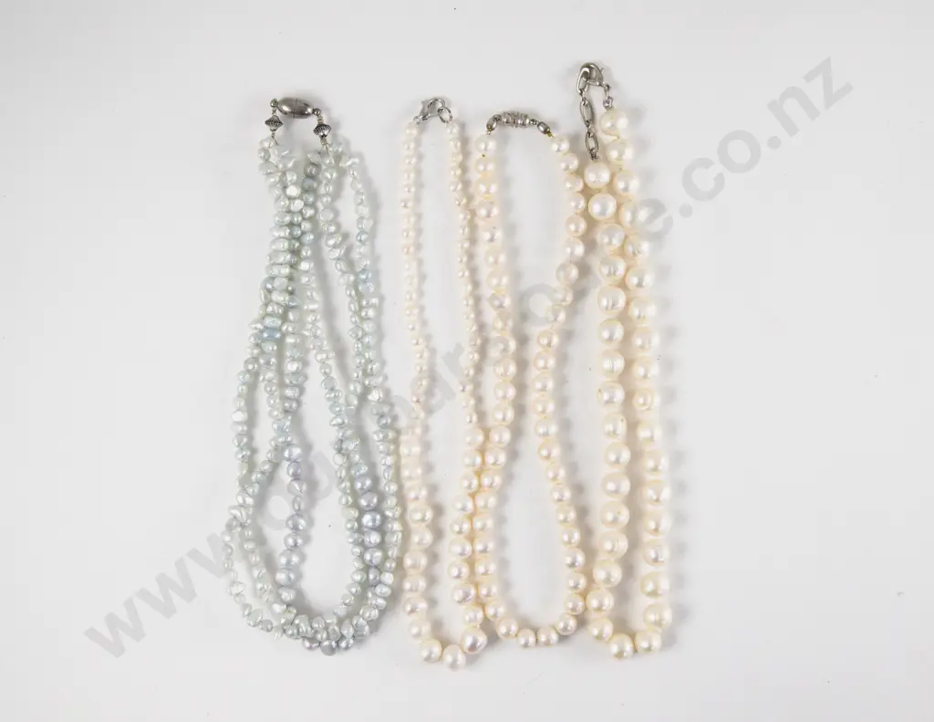 Four Various Freshwater Pearl Necklaces Image 1++
