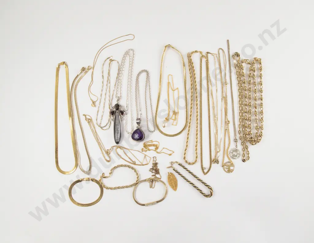 Collection Gold Plated Neck Chains and Jewellery Image 1++