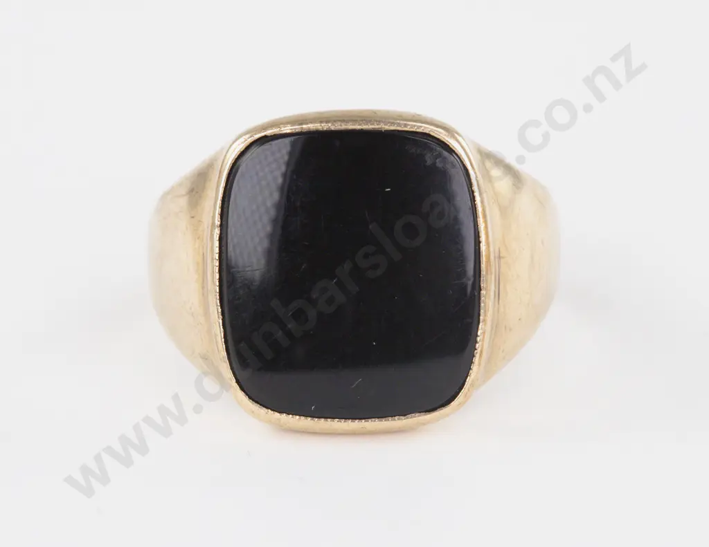 9ct Gents Onyx Signet Ring Image 1++