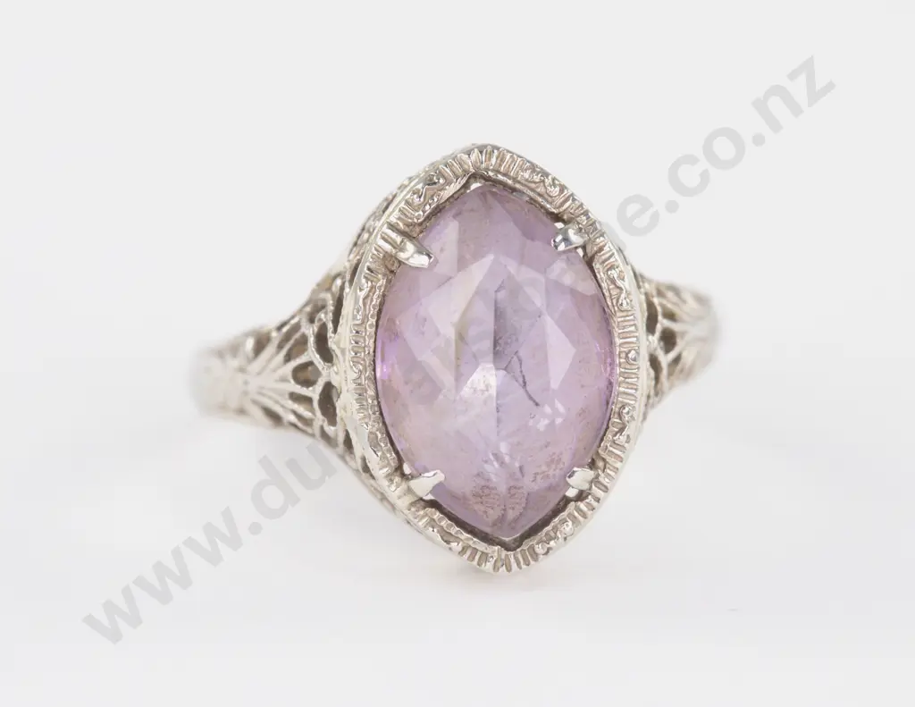 14ct White Gold Single Amethyst Ring Image 1++