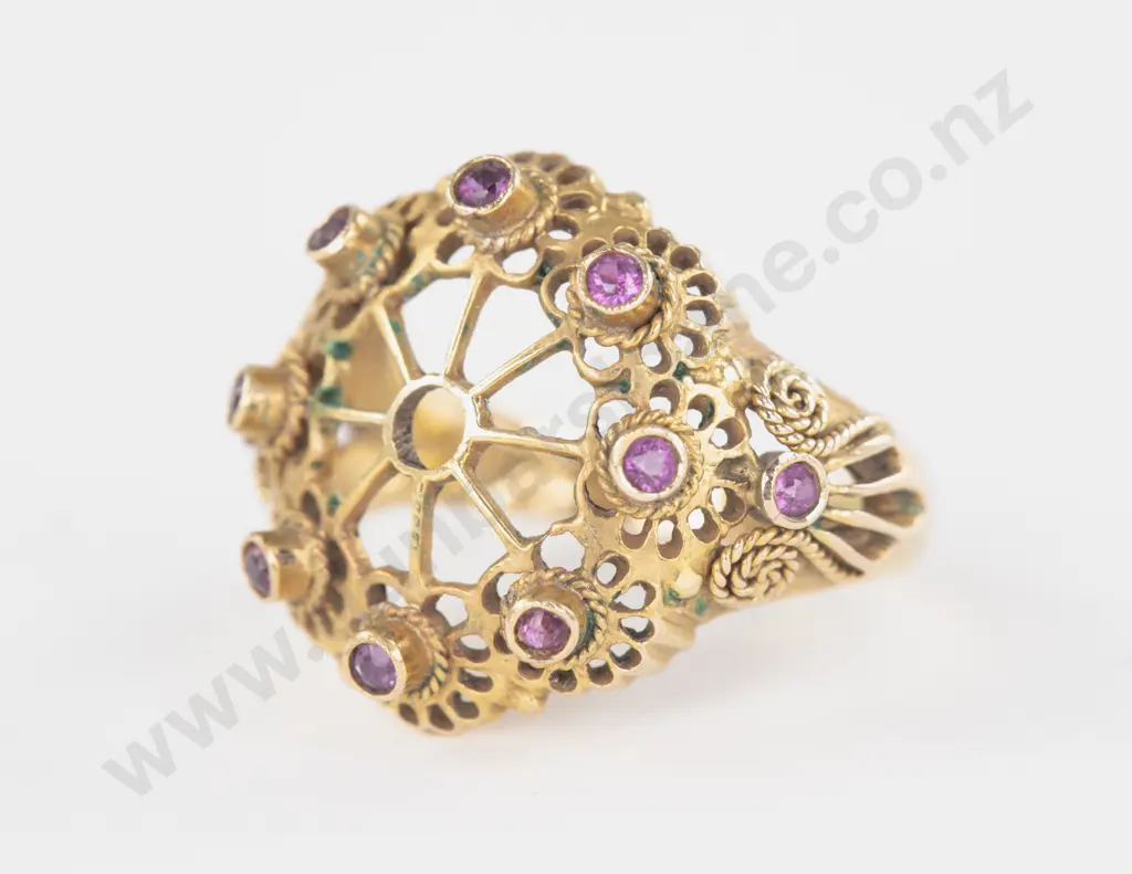 18ct Ten Stone Garnet Dress Ring Image 1++