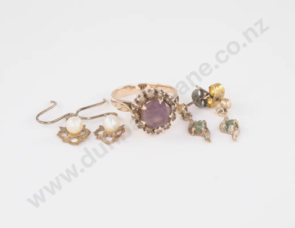 9ct 13Stone Amethyst and Diamond Paste Cluster Ring Image 1++