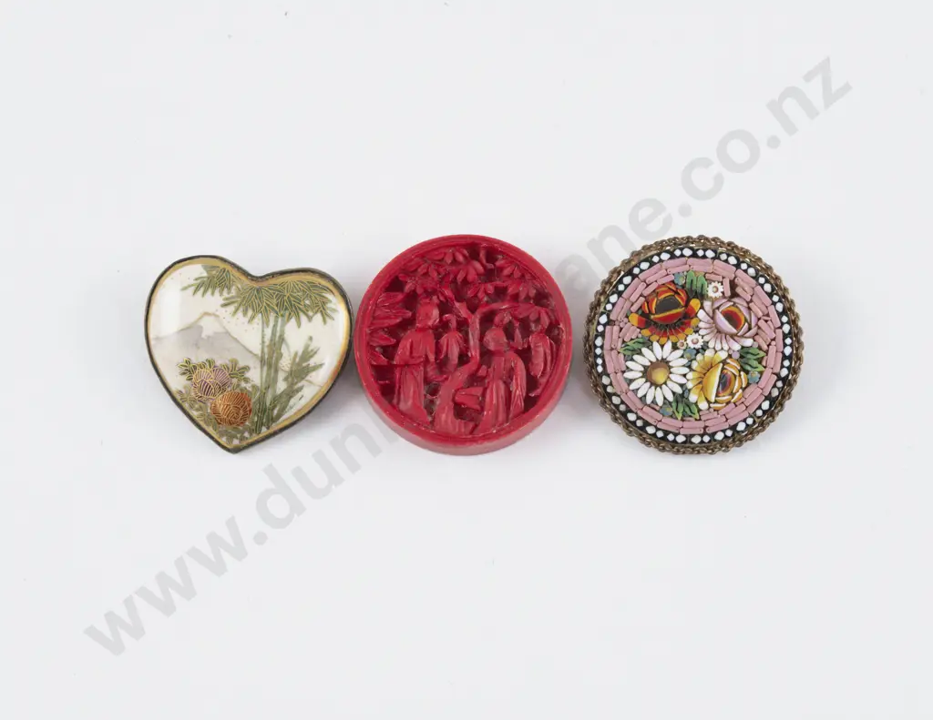 Vintage Italian Micro Mosaic Floral Brooch Image 1++