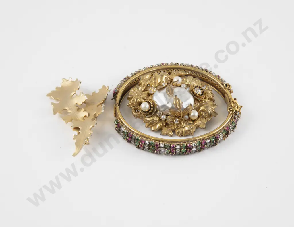 Vintage Miriam Haskell Rhinestone Hinged Snap Bangle and Brooch Image 1++