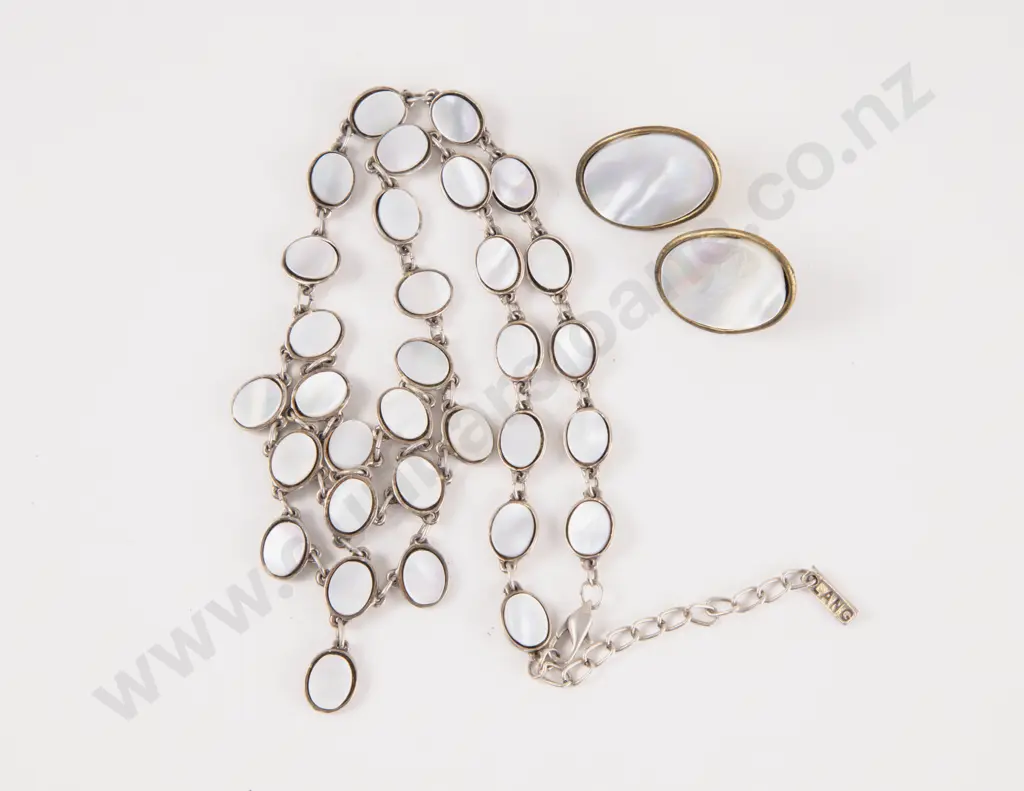 Australian Costume Jeweller Peter Lang MOP Necklace and Matching Earrings Image 1++