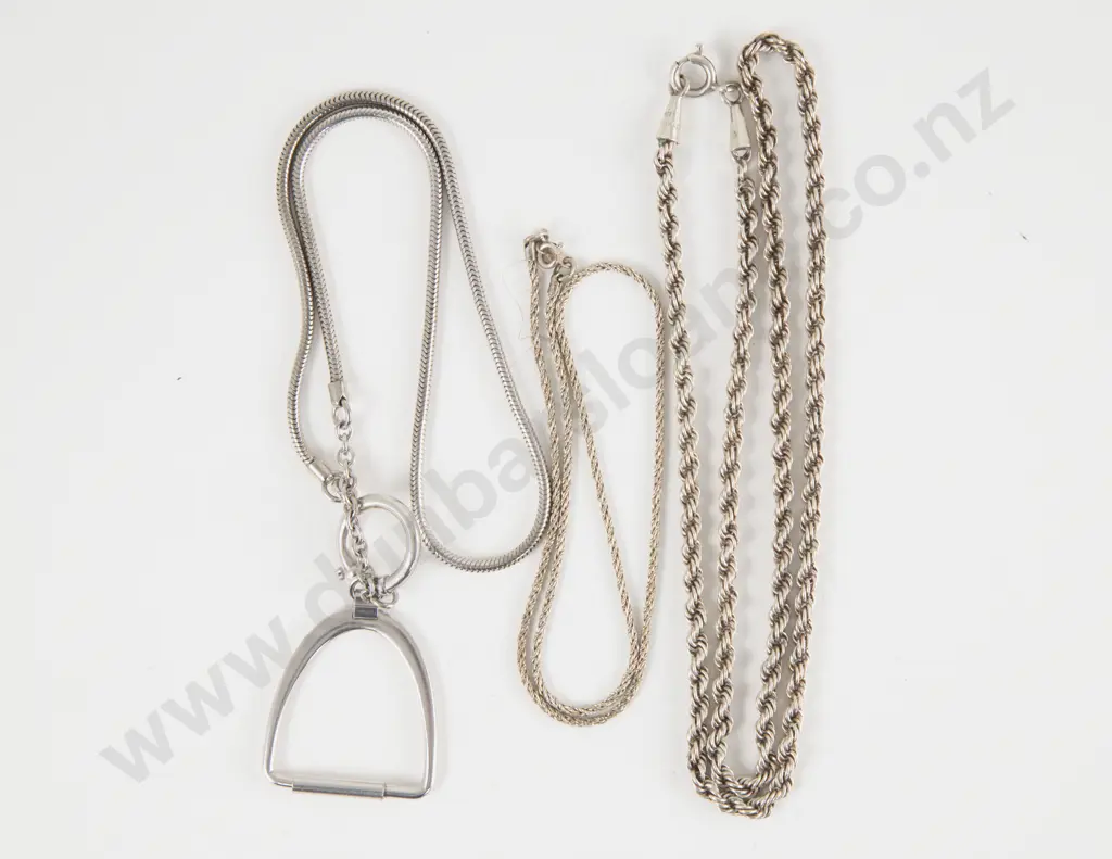 Three S/S Fancy Link Neck Chains Image 1++