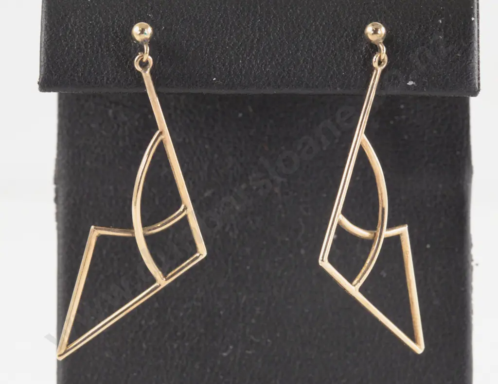 Pair 9ct Pendant Drop Earrings Image 1++