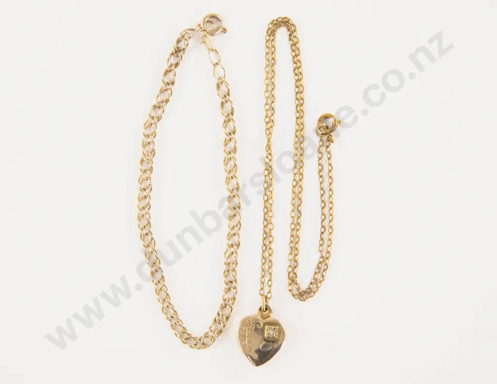 9ct Single Diamond Heart Locket Pendant Image 1++