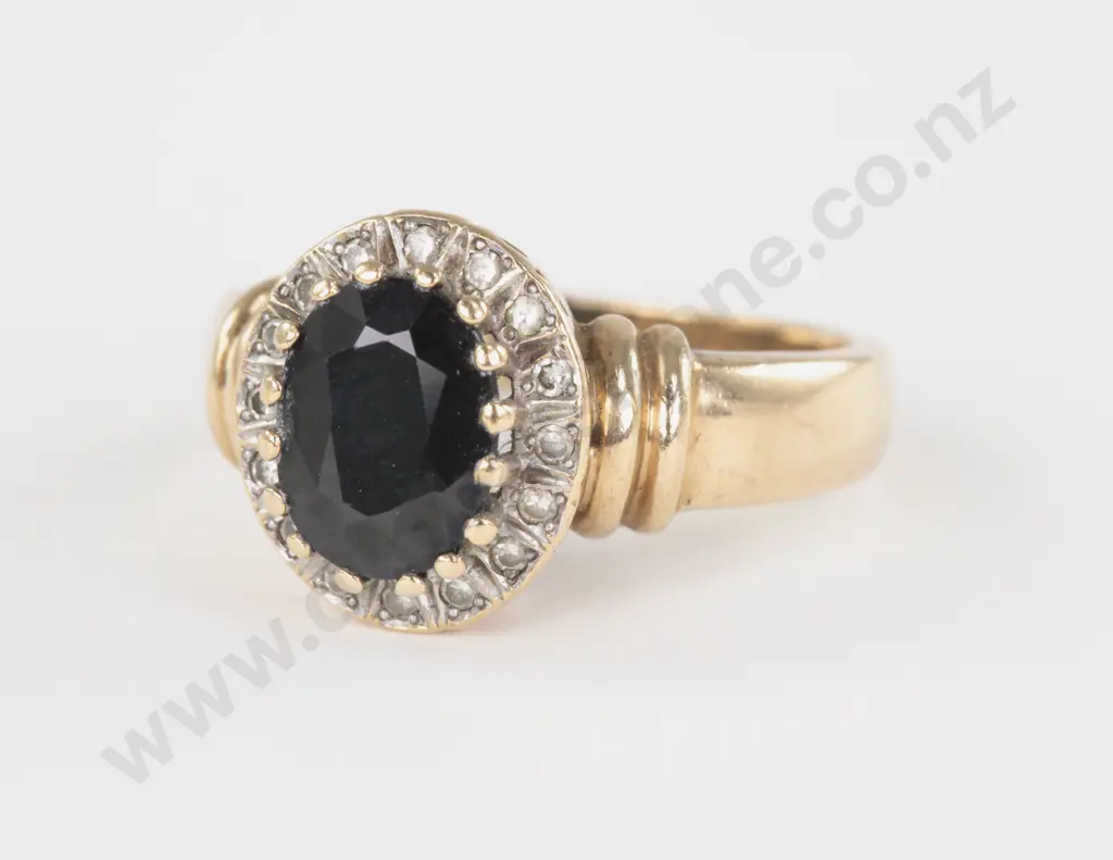 9ct 17Stone Sapphire and Diamond Cluster Ring Image 1++