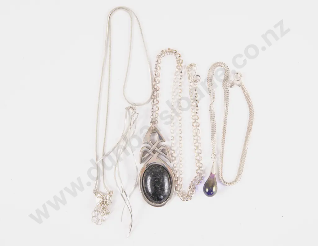 Three S/S Fancy Pendants Image 1++