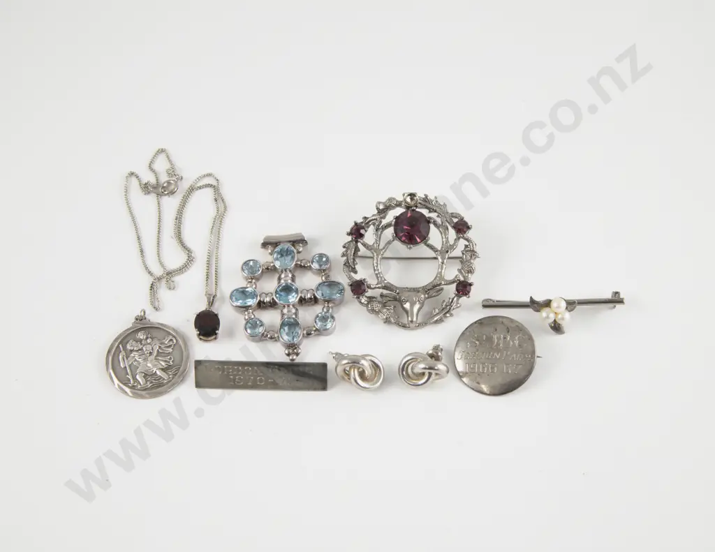 Collection of Assorted S/S Jewellery Image 1++
