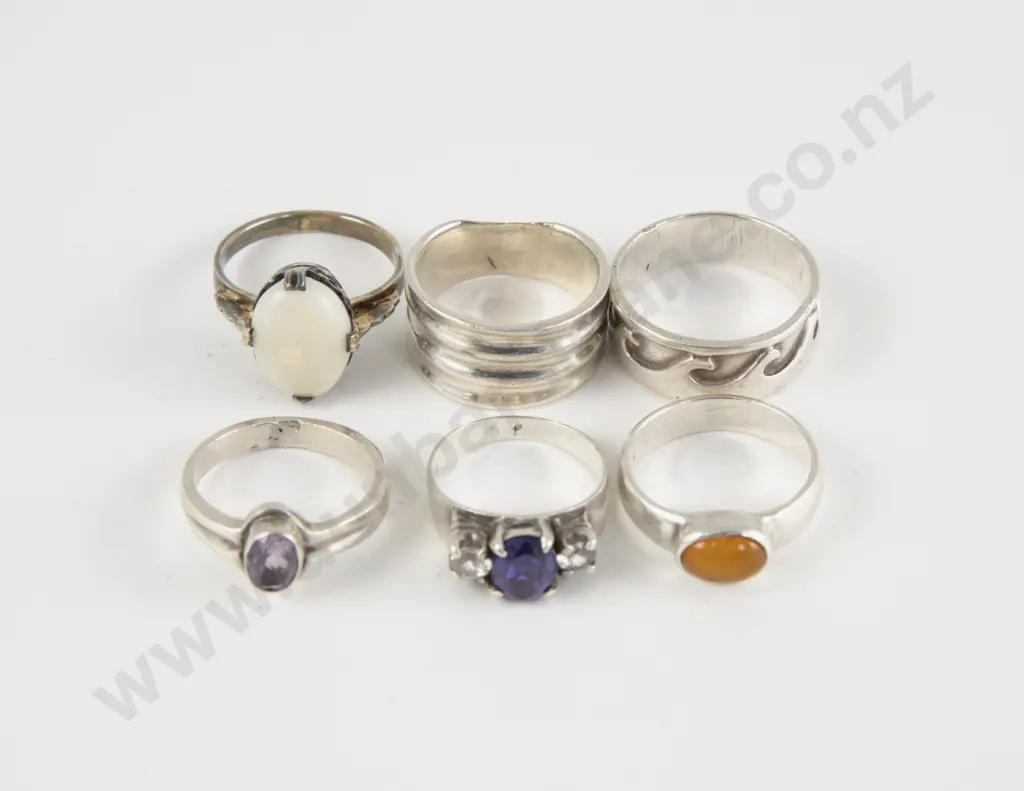 Collection of Six Sterling Silver Rings Image 1++