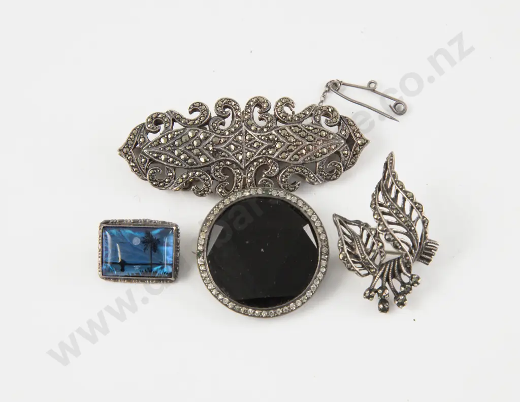 Collection of S/S and Marcasite Jewellery Image 1++