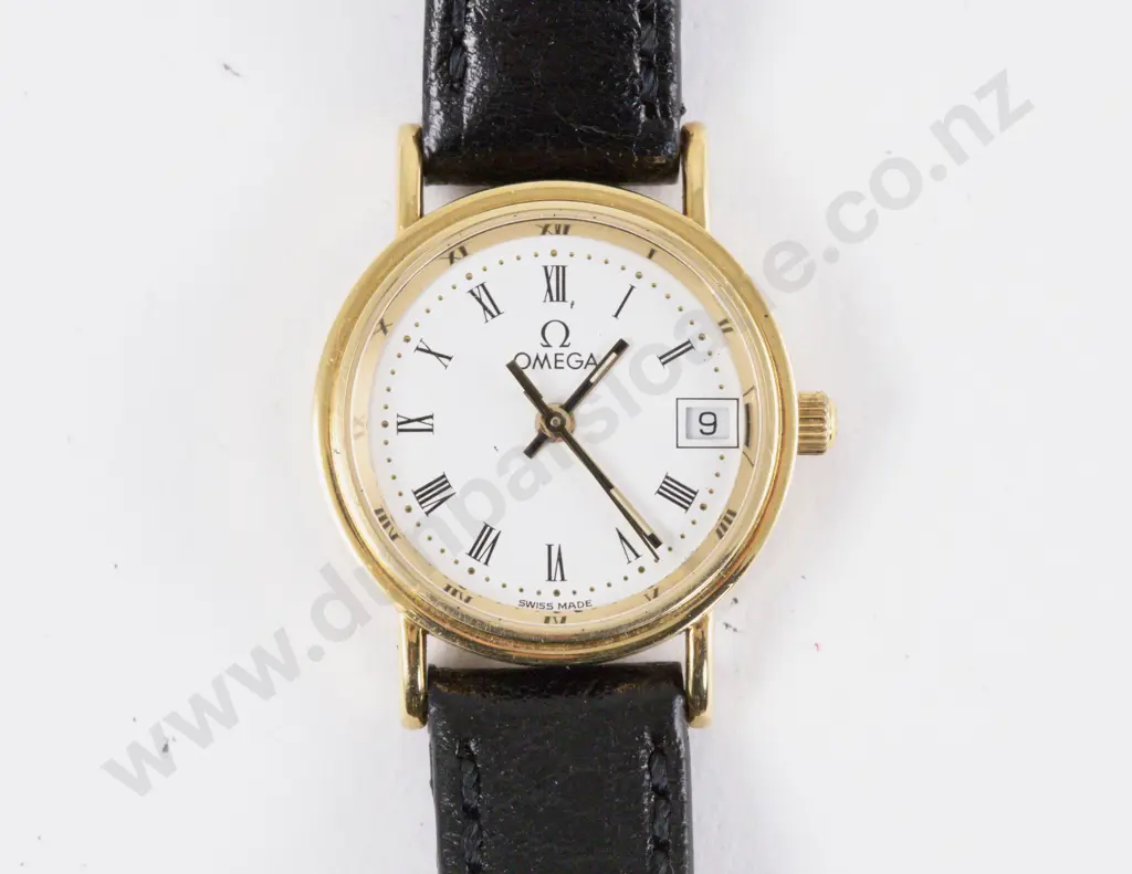 18ct Ladies Omega Wrist Watch Image 1++