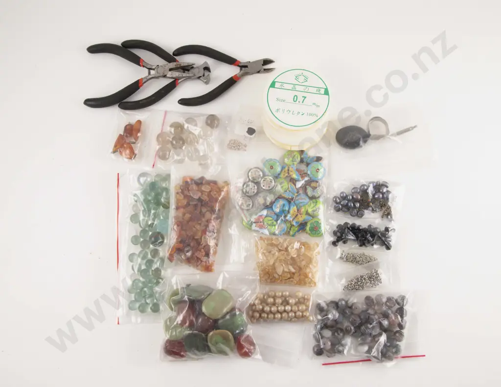 Collection of Jewellery Tools and Loose Beads Image 1++