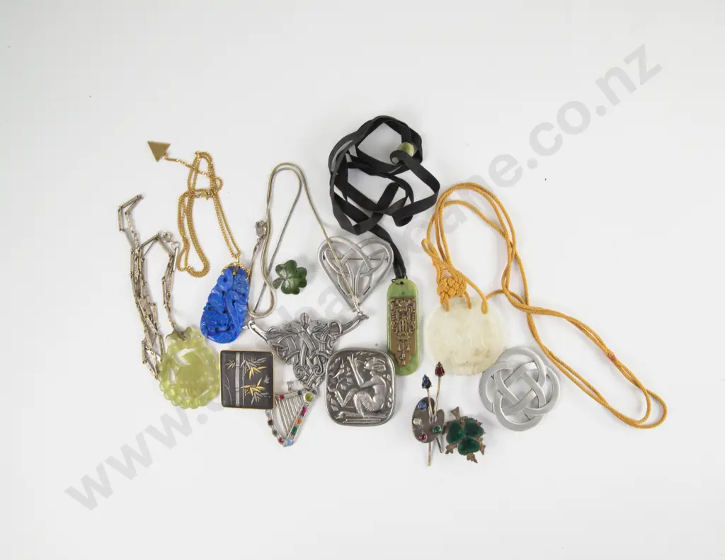 Collection of Assorted Ethnic Design Jewellery Image 1++