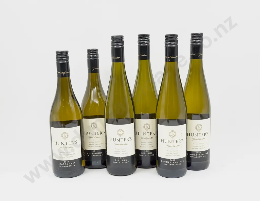 2 2011 Chardonnay Image 1++