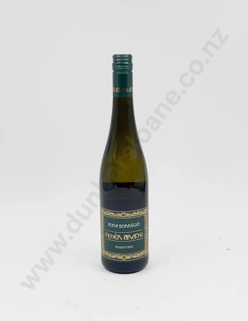 7 Bottles Hungarian 2019 Duna Borrégió Muskotály Image 1++