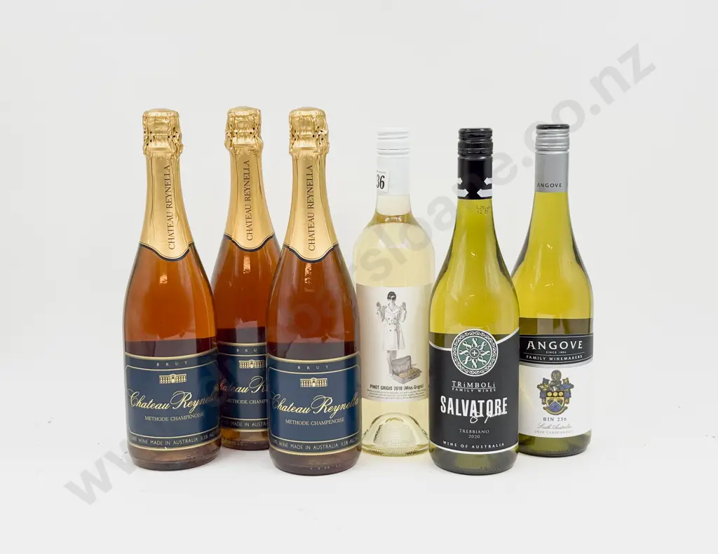 3 Bottles Methode Champenoise Image 1++