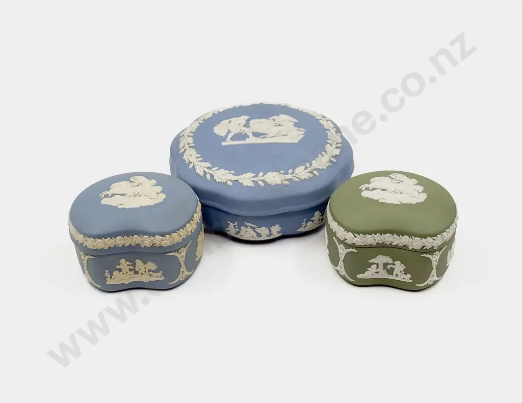 Pair of Wedgwood Trinket Boxes together with Larger Image 1++