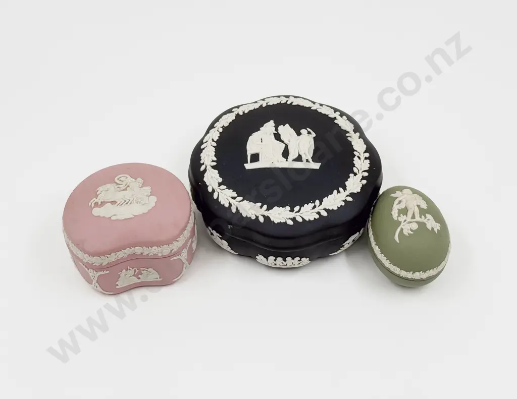 Three Wedgwood Trinket Boxes Image 1++