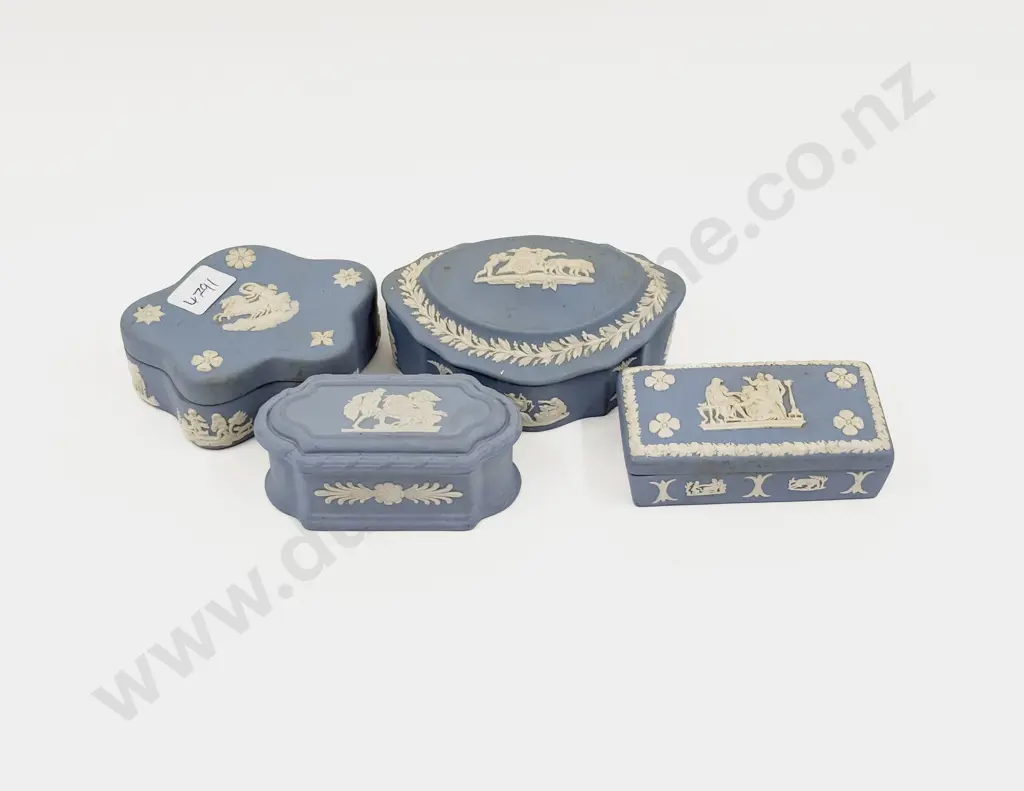 Four Assorted Wedgwood Trinket Boxes Image 1++