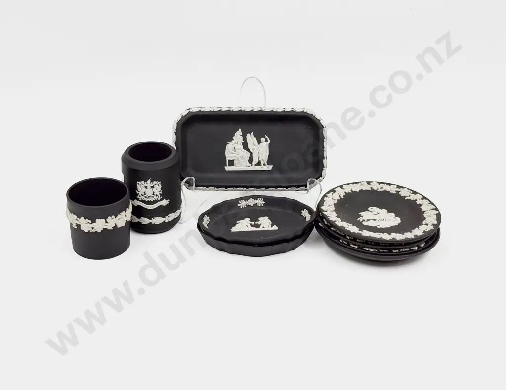 Small Quantity of Assorted Wedgwood Black Basalt Image 1++