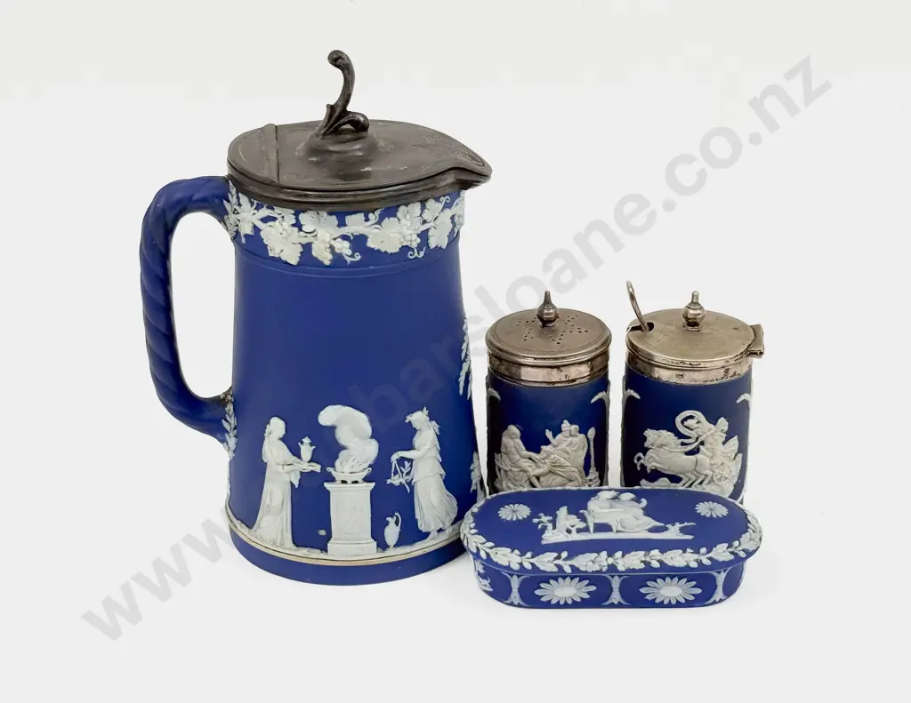 Four Pieces of Assorted Wedgwood Image 1++