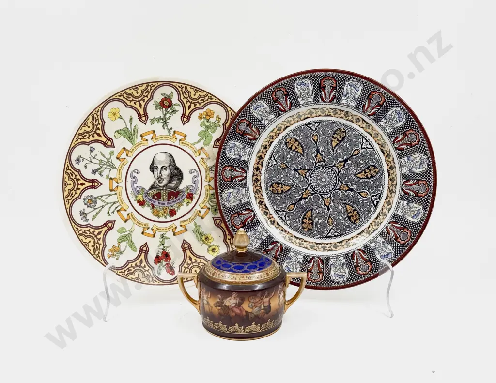 Wedgwood Cabinet Plate and Two Others Image 1++