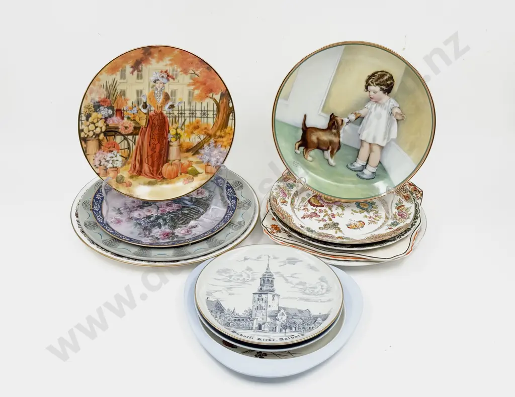 Quantity of Fancy China & Comm. Plates incl. B & G Image 1++
