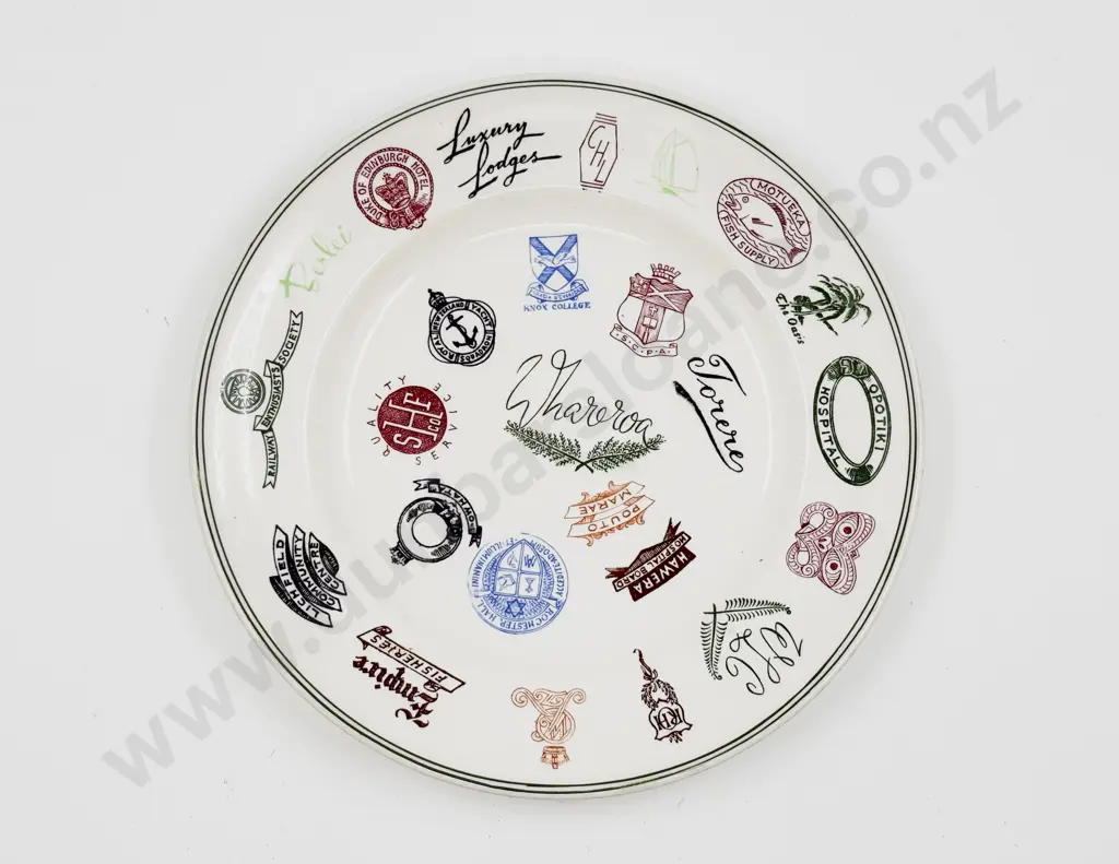 Crown Lynn Sampler Plate Image 1++