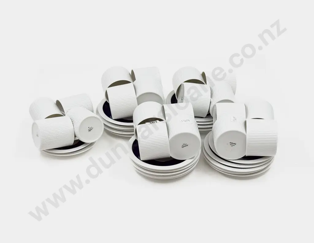 Quantity of Arzberg Cups & Saucers Image 1++