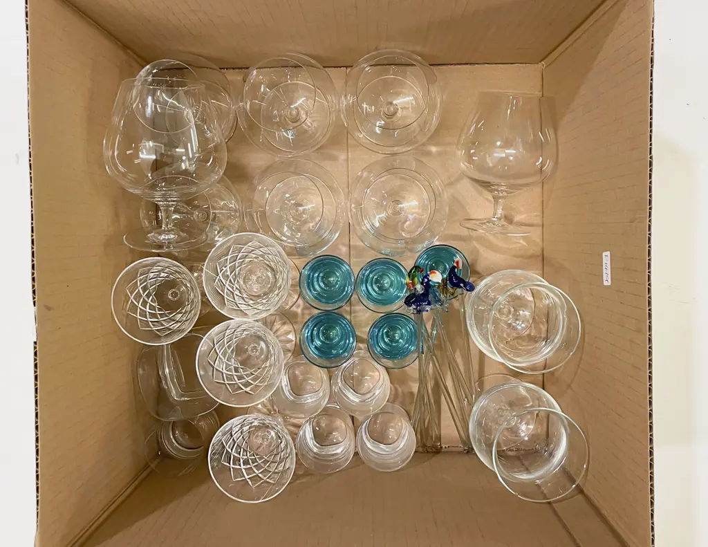 Box of Assorted Glass Ware Image 1++