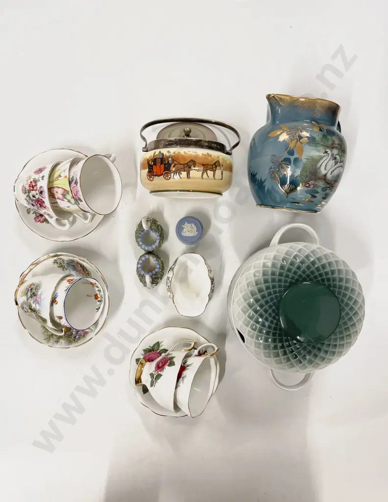 Thomas Lidded Tureen and Assorted China etc Image 1++