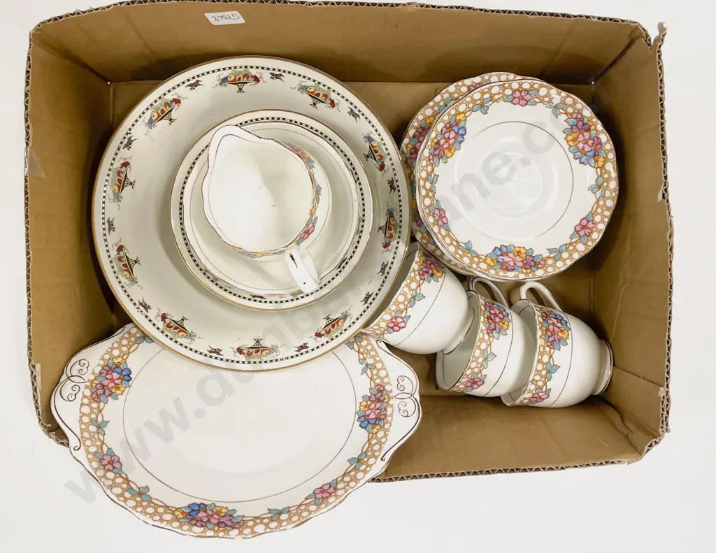 Box of Assorted Tea China incl Royal Albert Image 1++