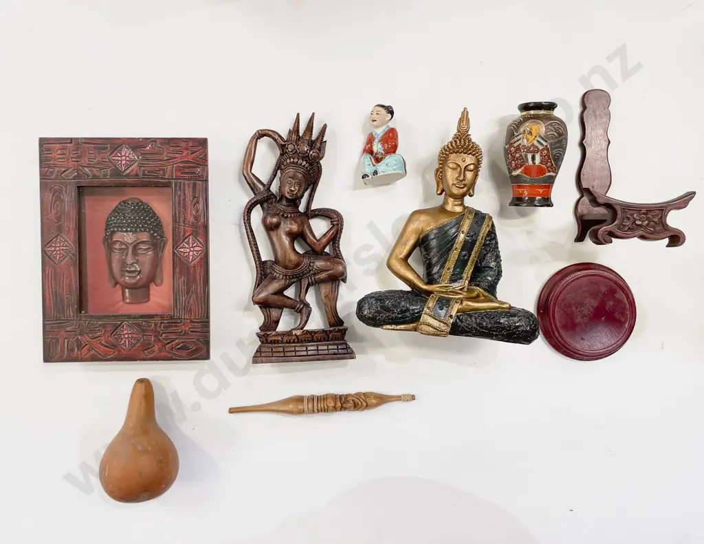 Box Quantity of Assorted incl Buddha Ornament Image 1++