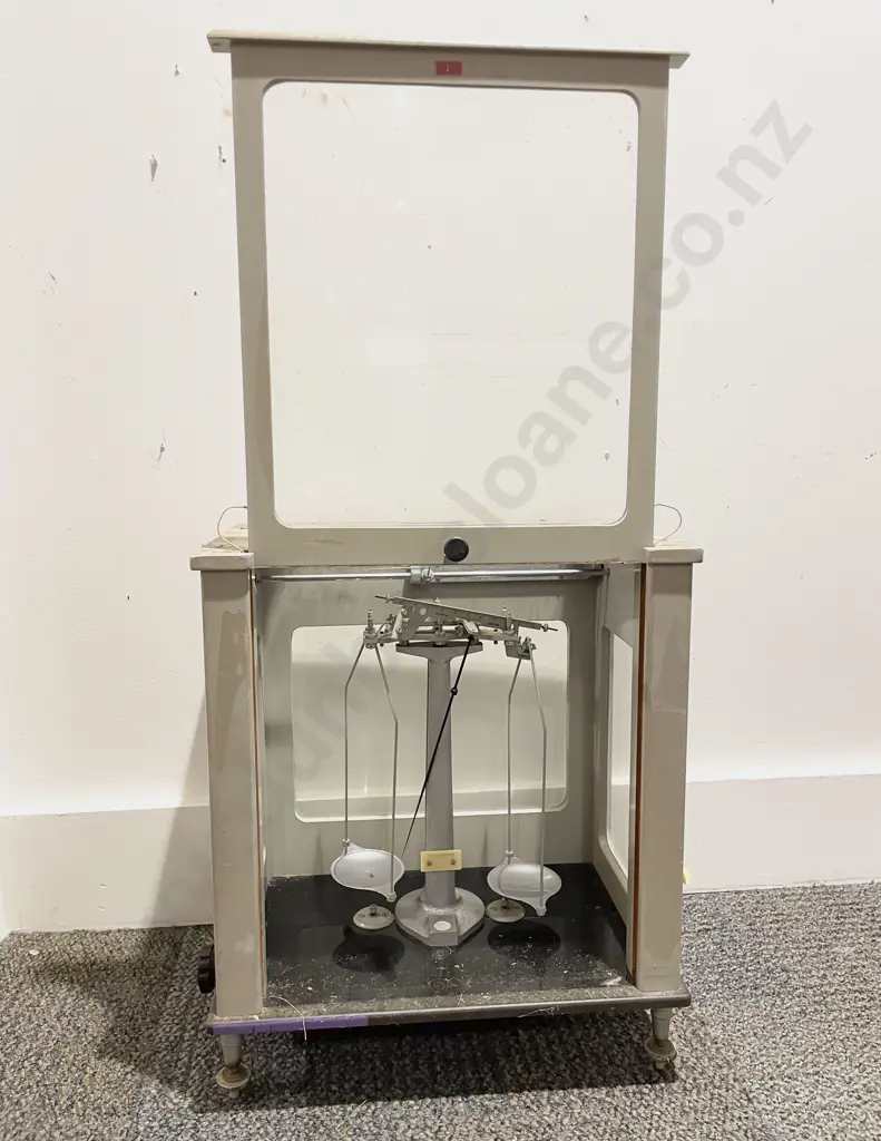 Vintage Scientific Scales in Glazed Case Image 1++