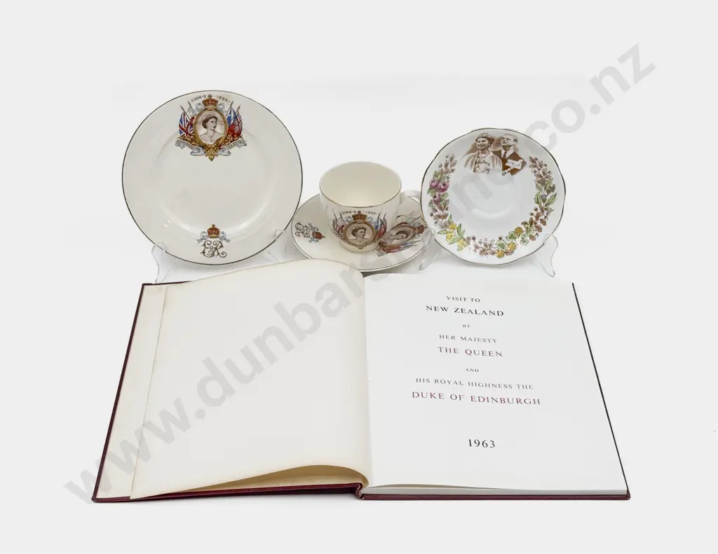 NZ Royal Visit 1963 Reference & Small Quantity of Royal Comm. China Image 1++