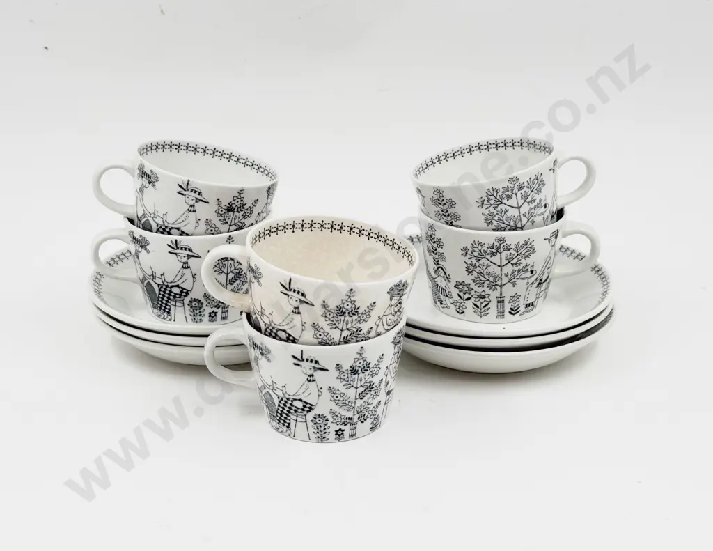 Boxed Arabia Six Piece Coffee Cup & Saucer Set Image 1++