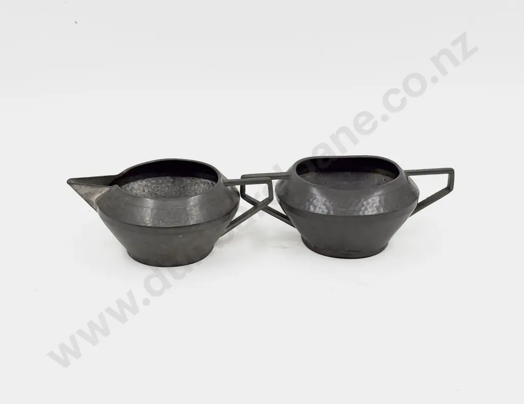 English Pewter Milk & Sugar Set Image 1++